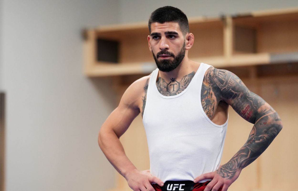 "არსებობენ მომენტები, როცა სული ორად იყოფა..." - რას წერს ილია თოფურია?