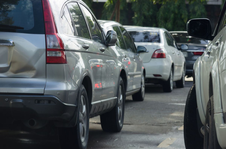 ვის არ შეეხება აკრძალვა ავტომობილებზე, რომელიც 1-ელი აპრილიდან ამოქმედდება