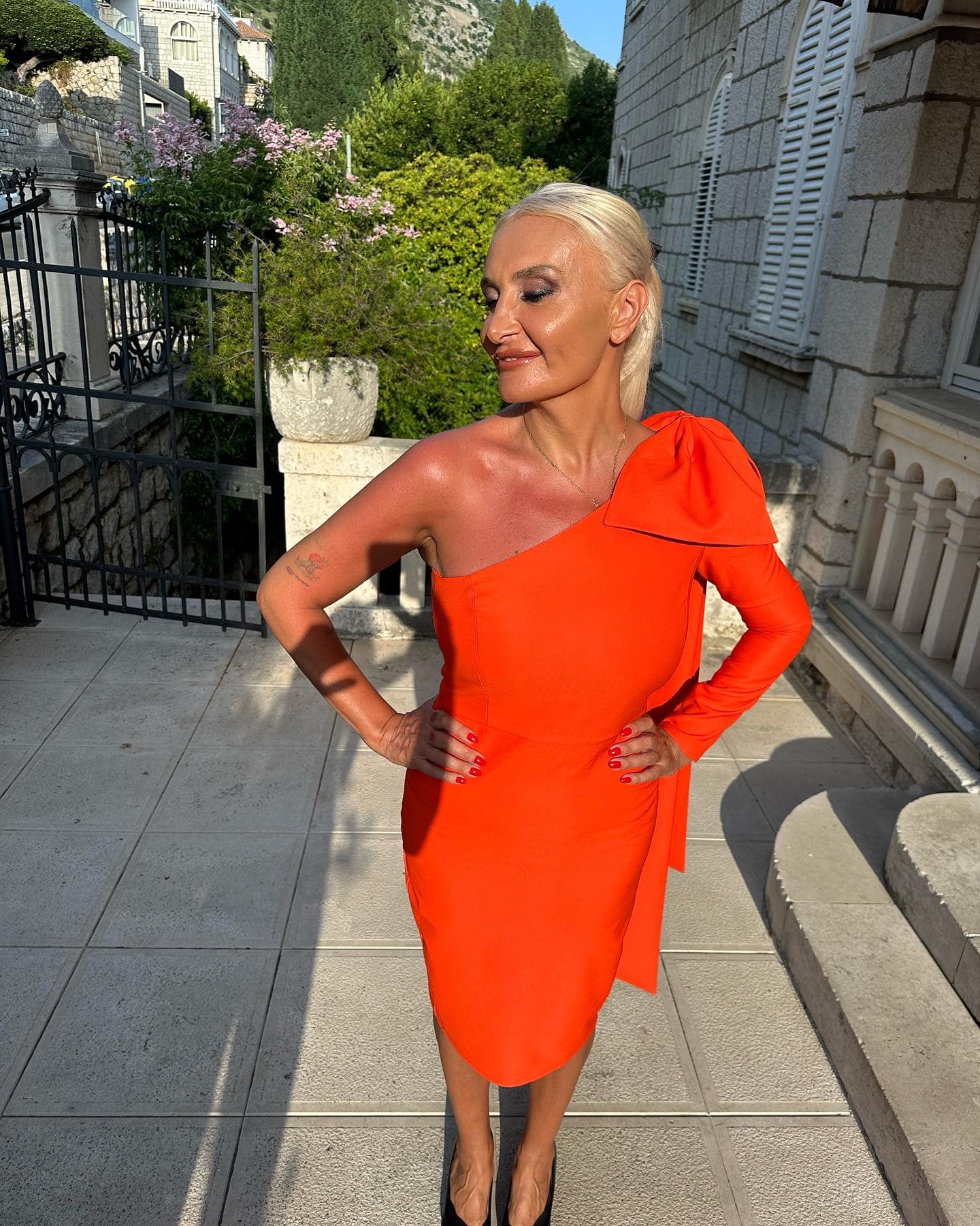 "ჩემი მეუღლე არ ყოფილა, მაგრამ ჩემი ცხოვრების მთავარი ურთიერთობა იყო... ჩემზე უმცროსია" - ვისზე საუბრობს ნანუკა ჟორჟოლიანი