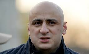 რატომ გადაიყვანეს ნიკა მელია კლინიკა "ვივამედში"? - პოლიტიკოსის მამის კომენტარი