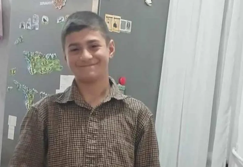 ტრაგედია ბათუმში - 16 წლის ბიჭი ფოტოს გადაღებისას ხიდიდან გადავარდა და დაიღუპა