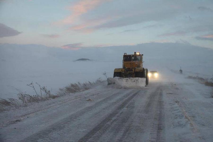 თოვის და ქარის გამო, გზის გარკვეულ მონაკვეთებზე შეზღუდვები დაწესდა - იხილეთ დეტალური ინფორმაცია