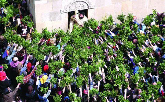 დღეს ბზობაა - რა უნდა იცოდეს მორწმუნემ ამ დღის შესახებ